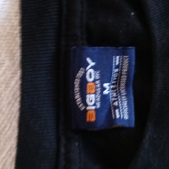 T-shirt - Picture 2 of 5